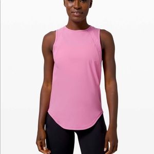 Lululemon magenta sculpt tank